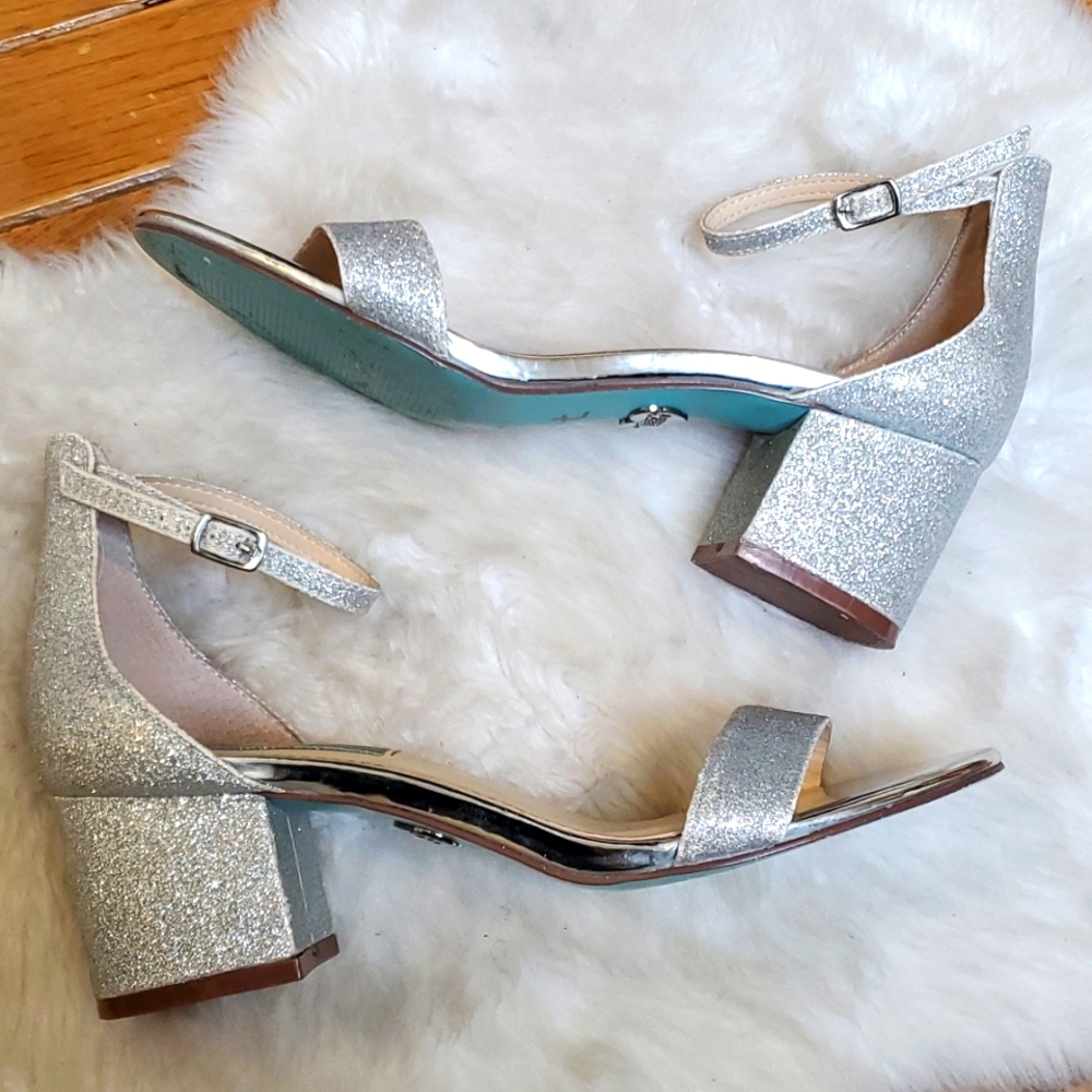 Betsy Johnson Miri Silver Glitter Shimmer Block Heel Evening Sandal Size… - Picture 7 of 7